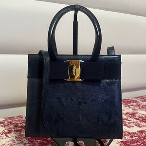 Salvatore Ferragamo Bow Leather Handbag/Shoulder Bag